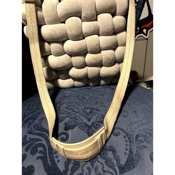 Coach 43758 Waverly Hearts Gold & Khaki PVC Crossbody Swingpack - Picture 14 of 14